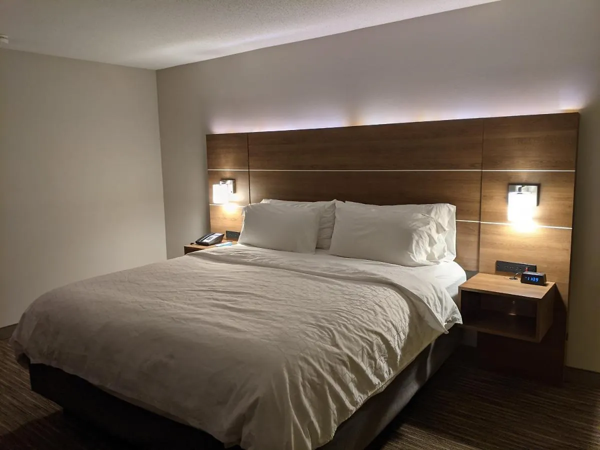 Holiday Express South By Ihg Hotel 2*