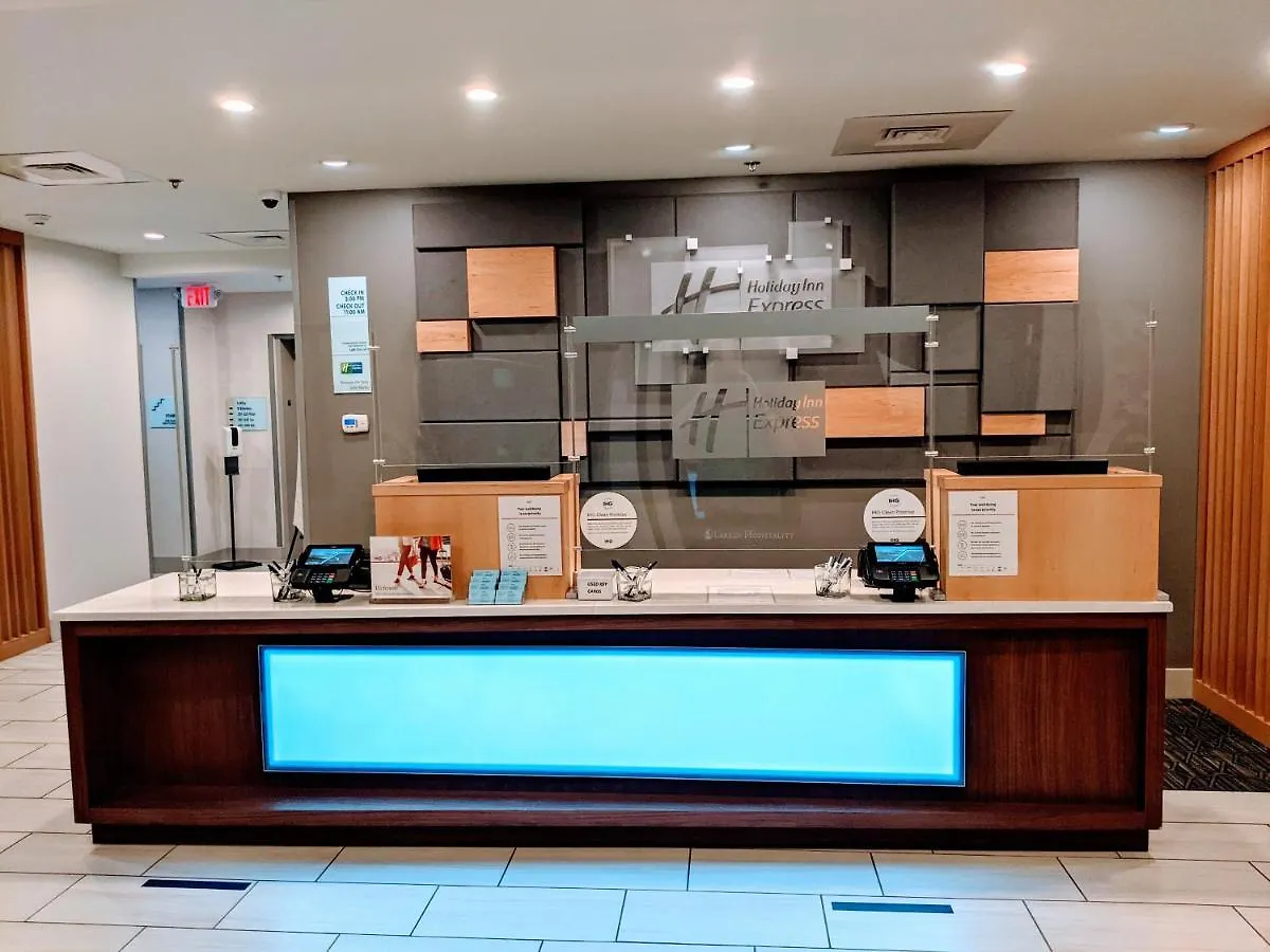 Hotel Holiday Express South By Ihg Burlington