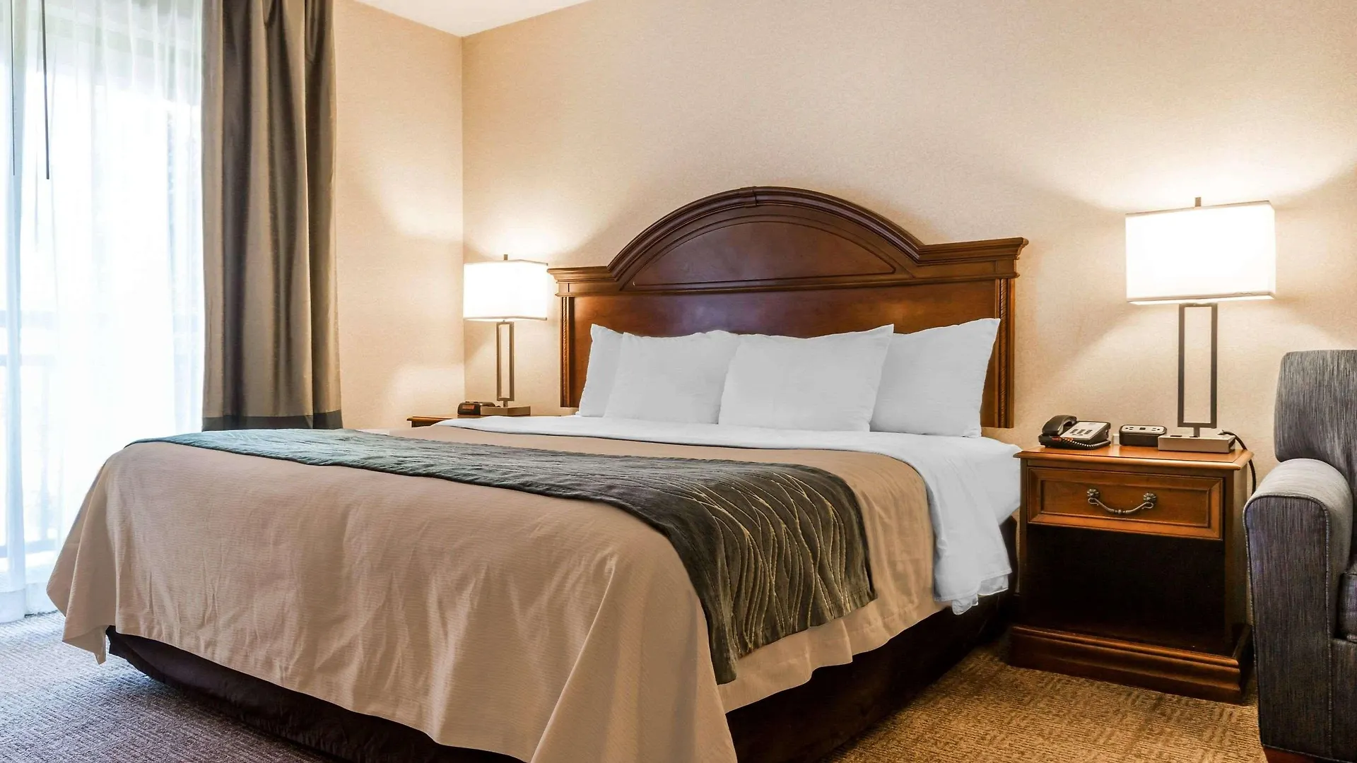Hotell Comfort & 3*