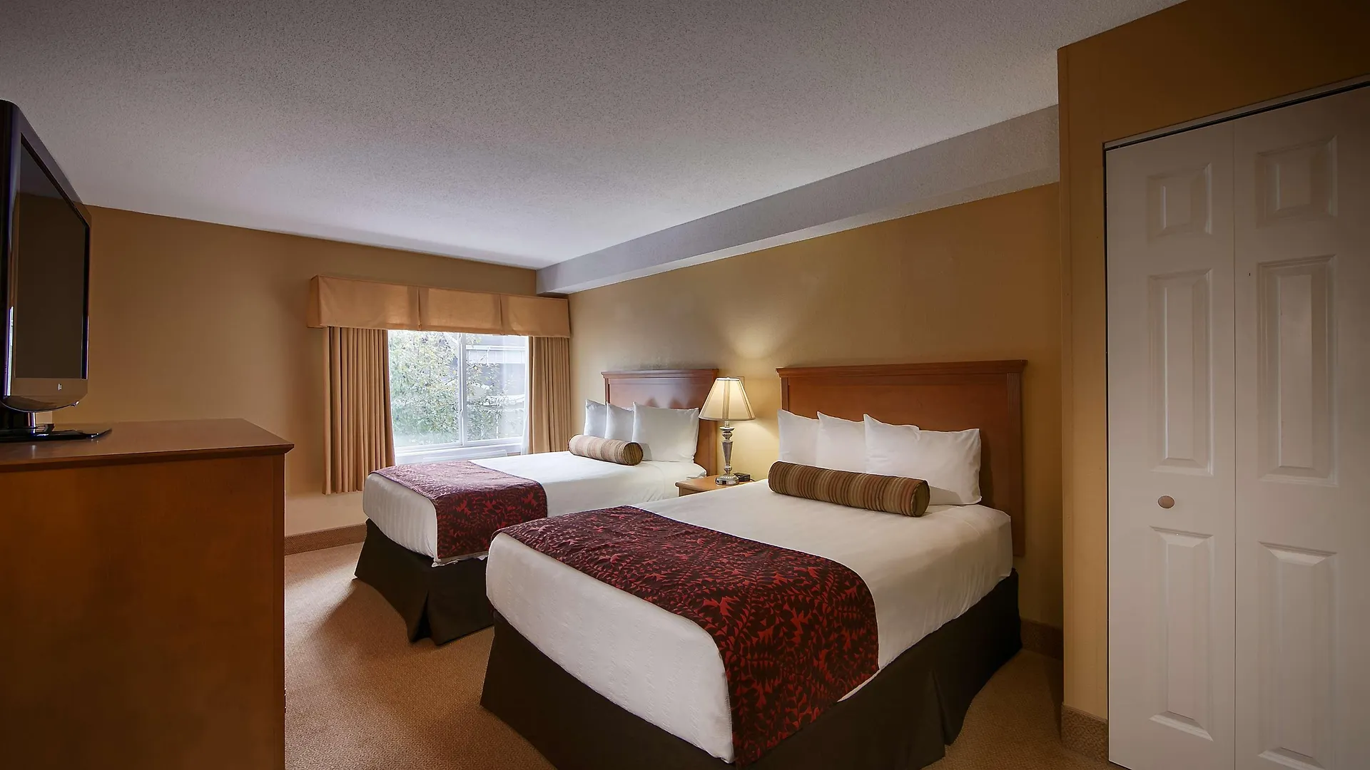 Western Windjammer & Conference Center 3*