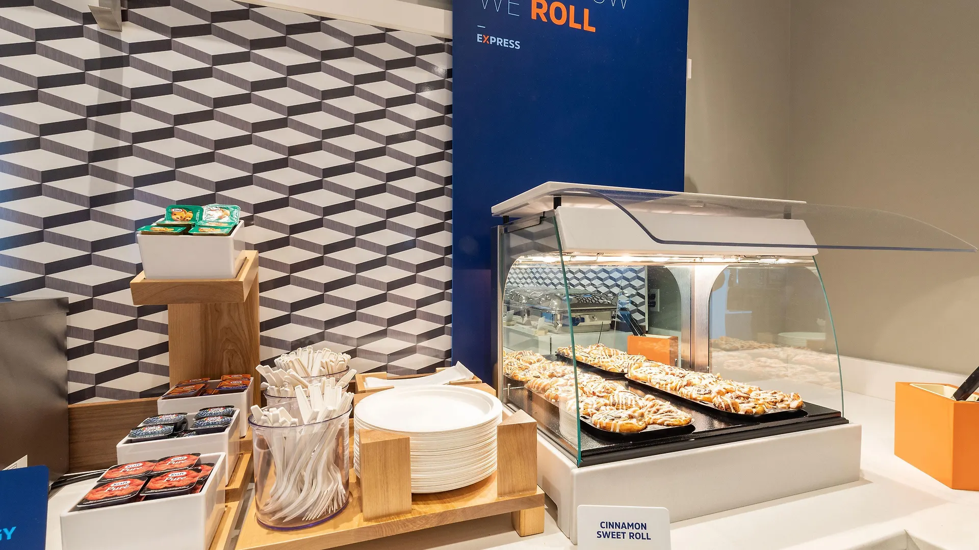 Holiday Express South By Ihg Hotel 2*