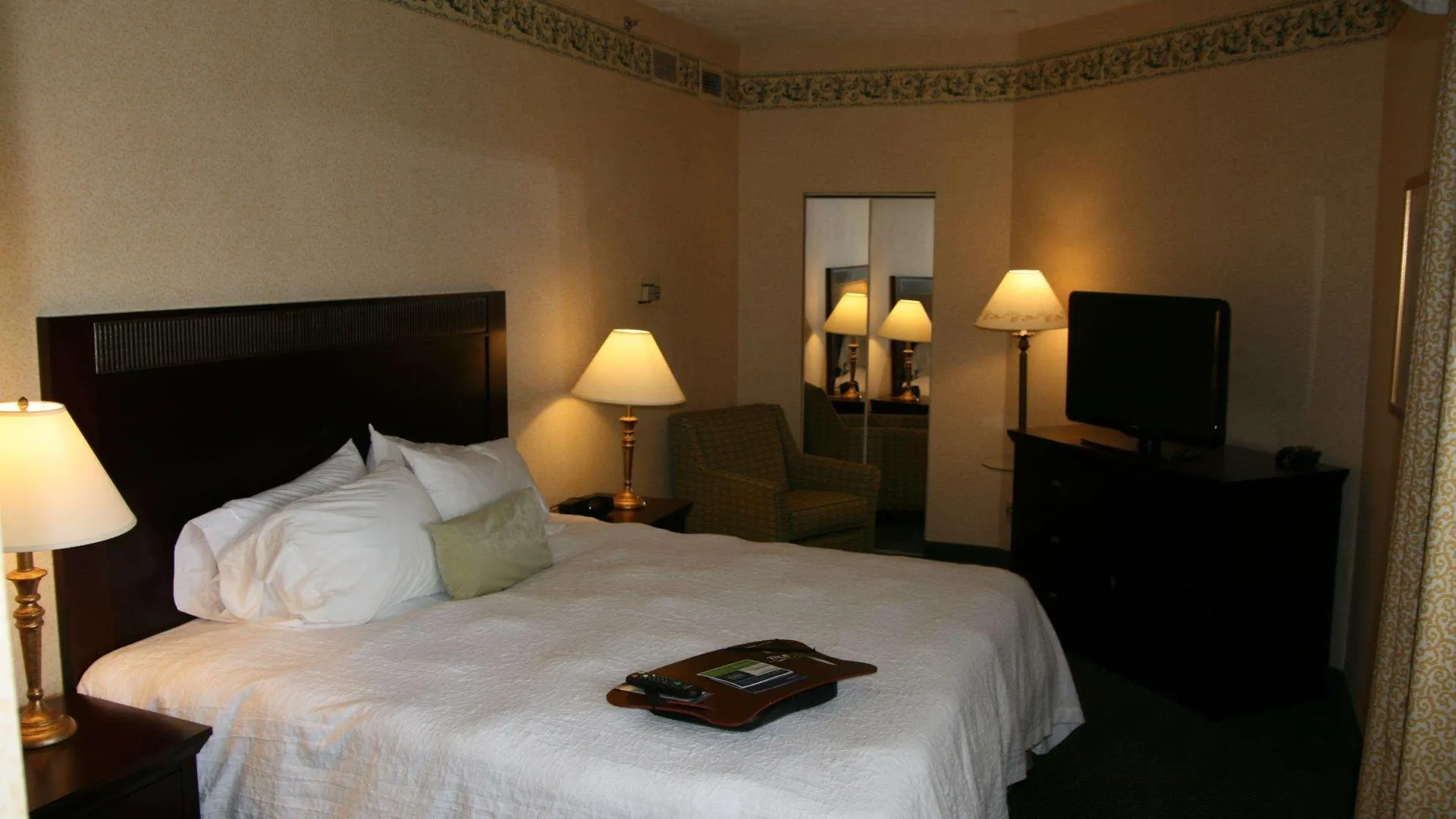 Hampton - Colchester 3*