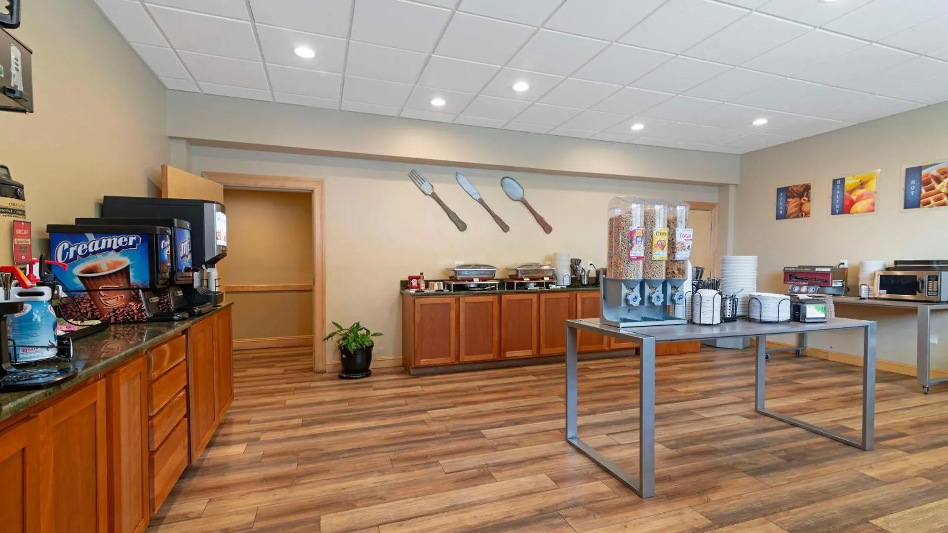 Western Windjammer & Conference Center 3*