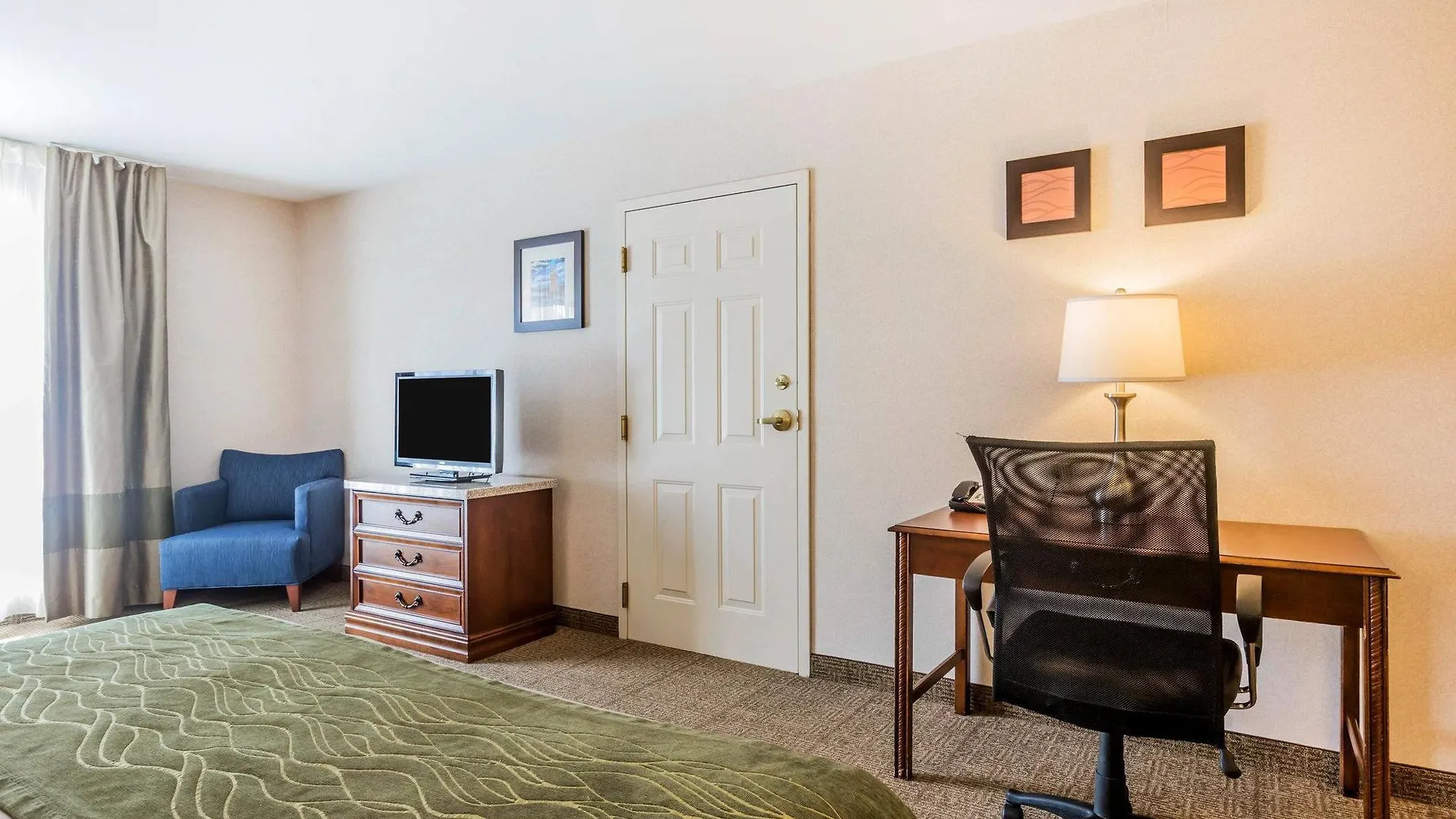 Comfort & Hotell Burlington