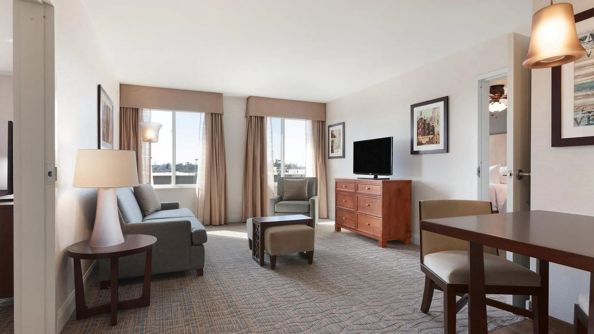 Comfort & 3* Burlington