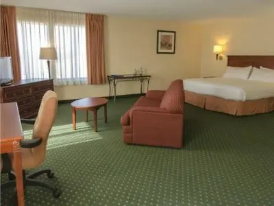Hotel Holiday Express South By Ihg 2*