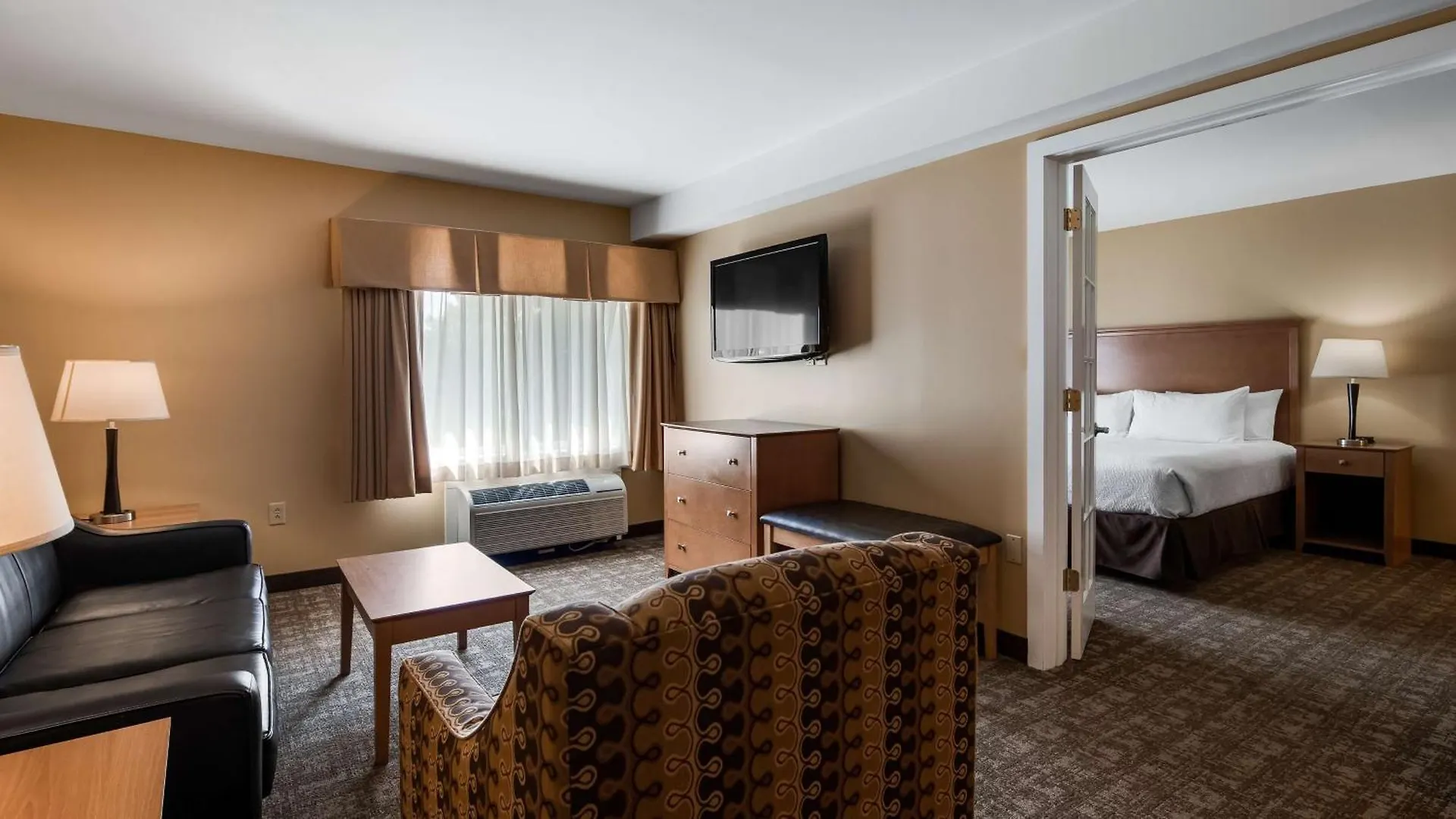 Hotel Western Windjammer & Conference Center