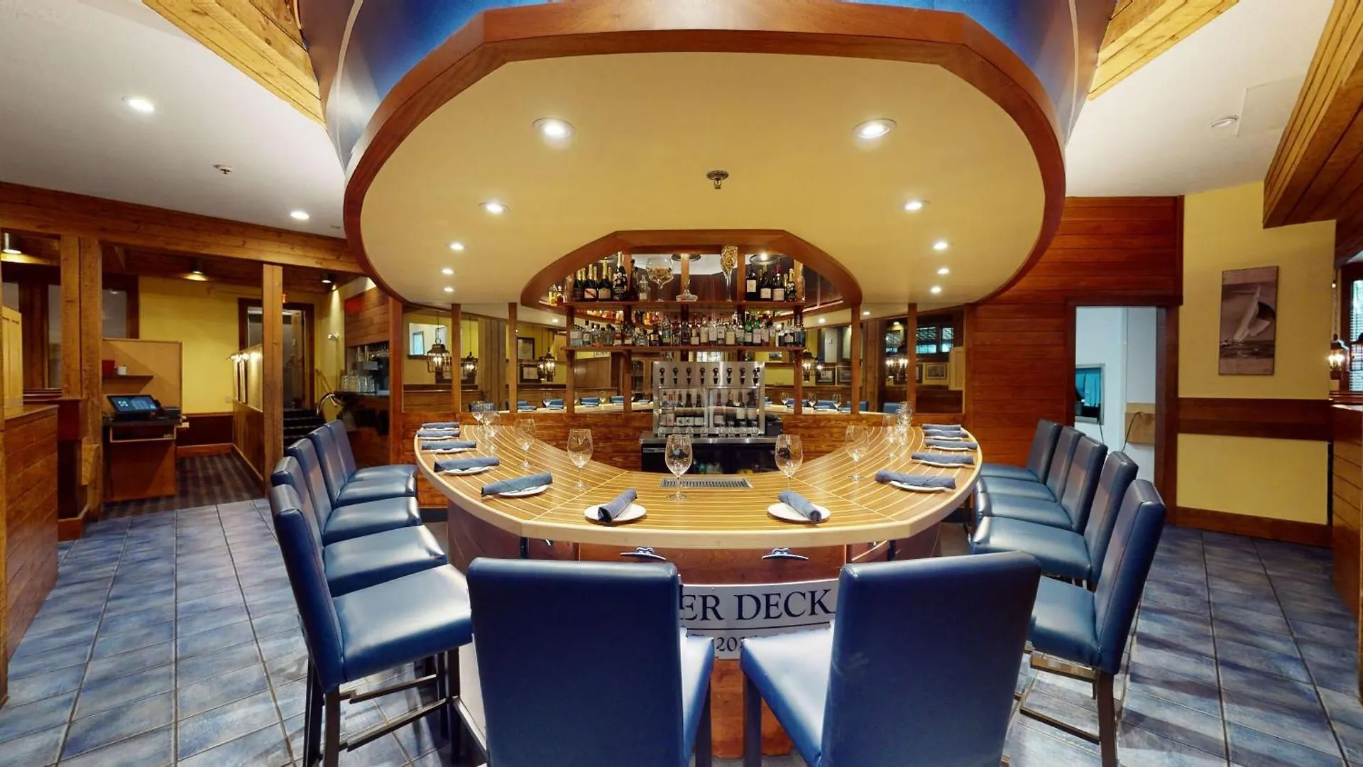 Western Windjammer & Conference Center Hotel 3*