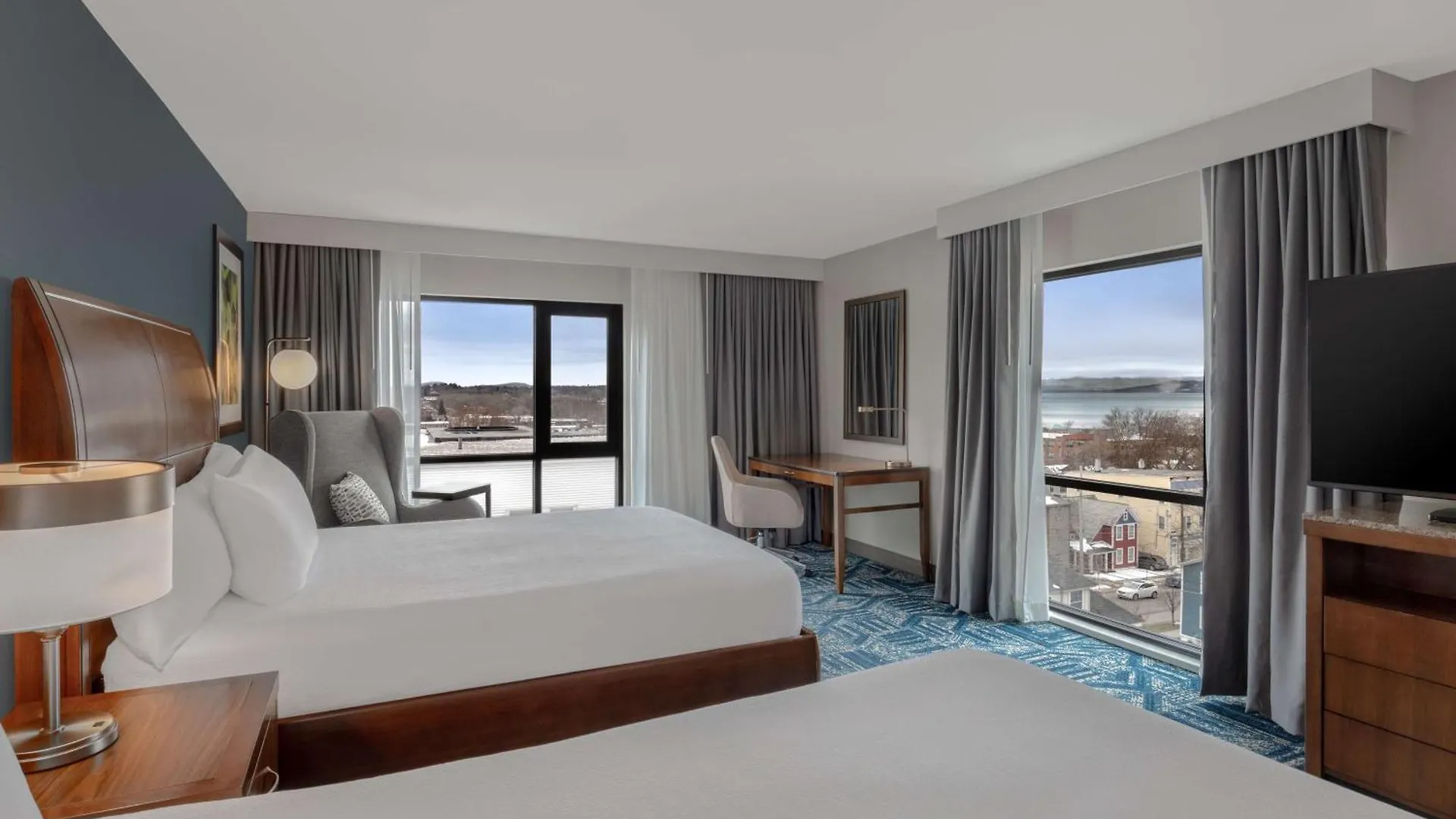 Hilton Garden Downtown Burlington
