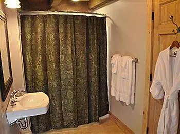The At Grace Farm Hotel Burlington